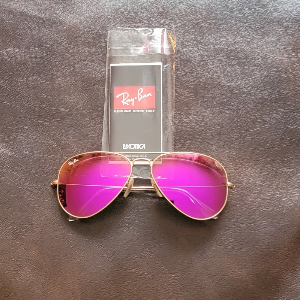 Ray Ban Aviator Sunglasses - Picture 3 of 4